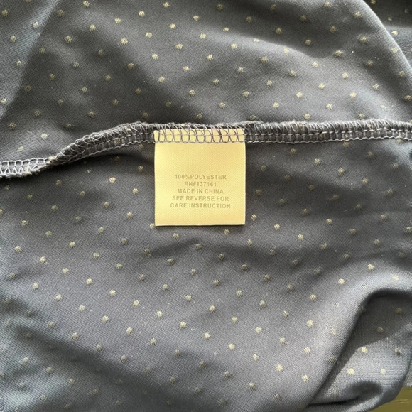 Shannon Ford NY Top - Navy with Silver Embossed Dots - Size Small - EUC - Picture 8 of 8